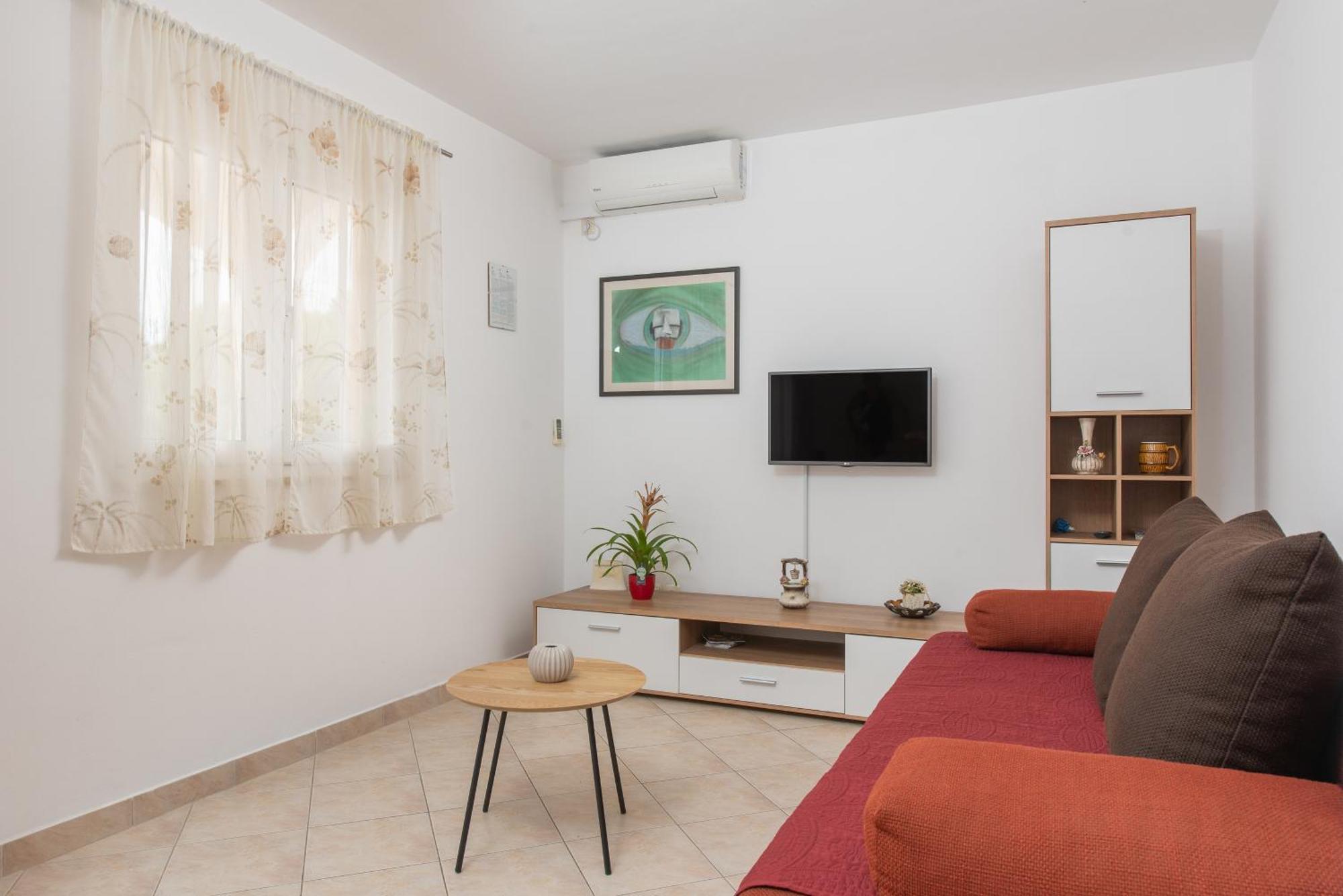 Apartments Iva มารีนา ภายนอก รูปภาพ