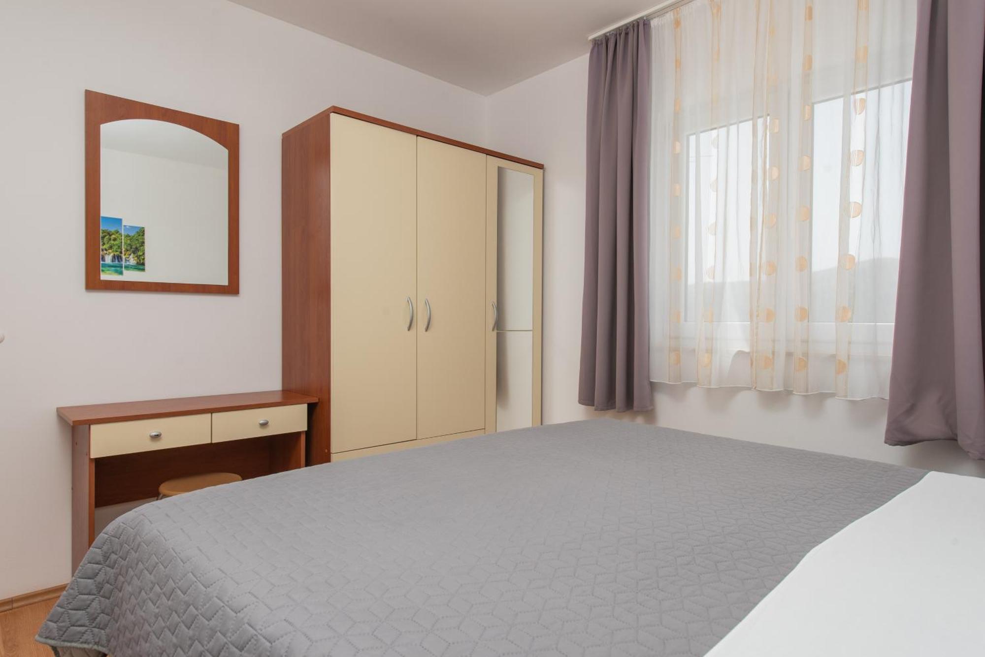 Apartments Iva มารีนา ภายนอก รูปภาพ